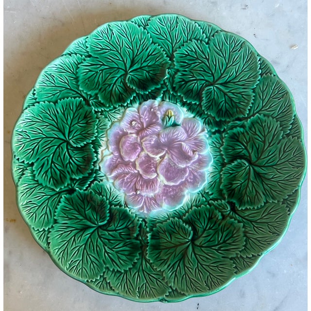 English Majolica Begonia Plate- 1880's For Sale In San Francisco - Image 6 of 8