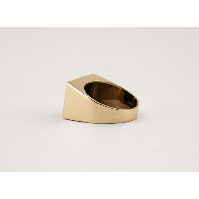Metal Vintage Gold Ring with Onyx, 1970s For Sale - Image 7 of 10