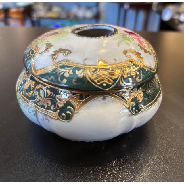 1920s 1920s Victorian Hair Receiver For Sale - Image 5 of 9