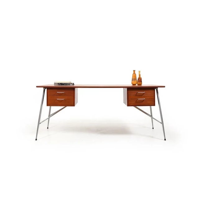 Freestanding teak desk, mod. 202 by Børge Mogensen for Søborg Møbler Denmark 1953. Elegant shape with fine steel frame and...