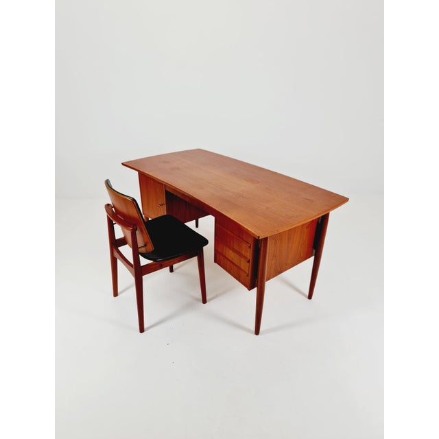 Vintage Danish Teak Desk from GV Møbler, 1960s For Sale - Image 13 of 18