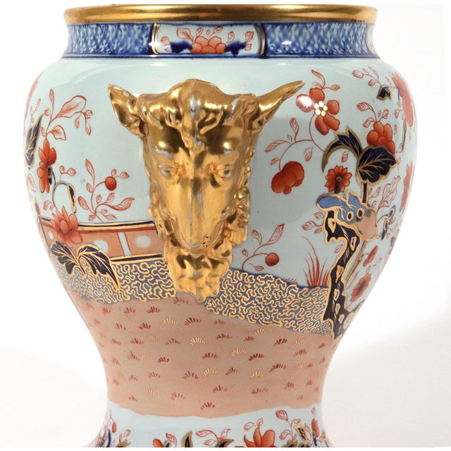 Ceramic English Imari Porcelain Potpourri Vase and Cover, Possibly Coalport, Circa 1820-35 For Sale - Image 7 of 11