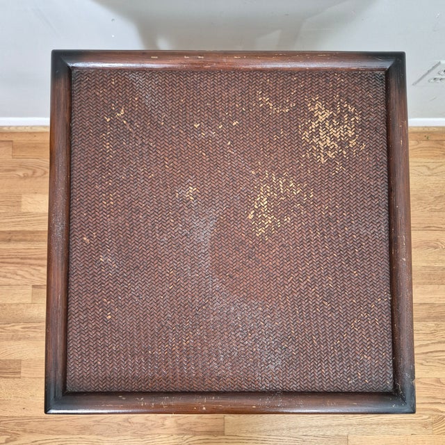 English 2010s British Colonial Style Rattan & Wicker Square Tiered Side Table For Sale - Image 3 of 12