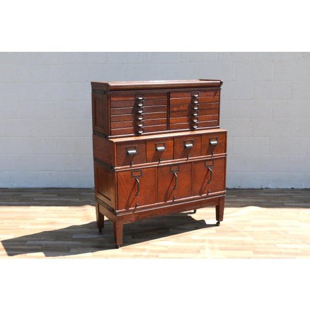 Arts & Crafts Antique Arts & Crafts Tiger Oak Modular Stacking Multi-Drawer File Cabinet, Early 1900s For Sale - Image 3 of 18