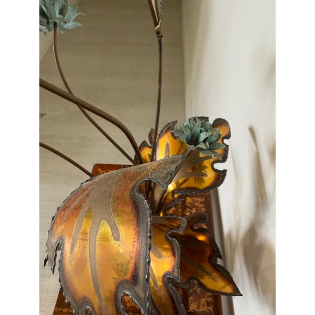 70’s Brass and Onyx Flower Sculpture For Sale In Miami - Image 6 of 9