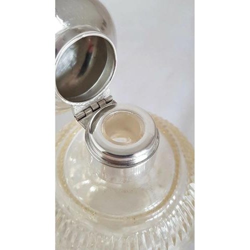 1920s Antique George V Sterling Silver Crystal Cut Glass Scent Bottle, Birmingham, 1921 For Sale - Image 5 of 13