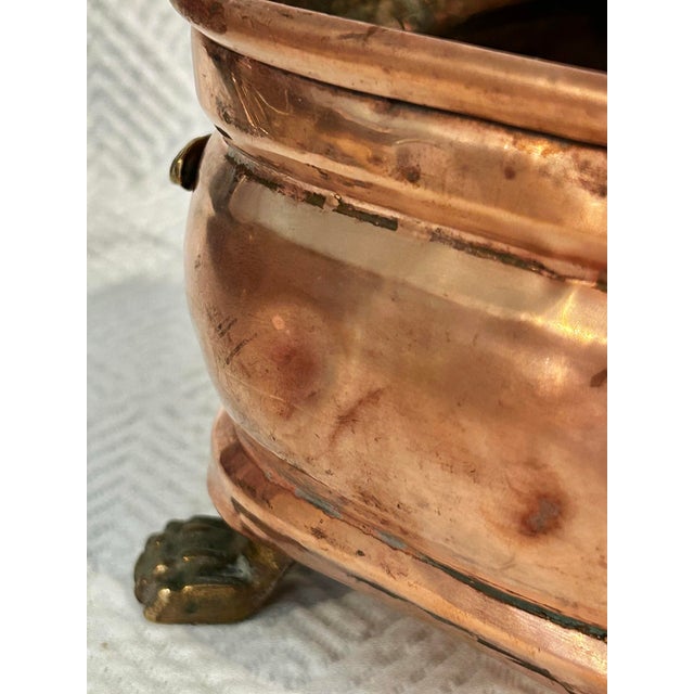 Metal 1900’s Art Nouveau Handcrafted Copper and Brass Jardinière Cachepot With Brass Paw Feet For Sale - Image 7 of 9