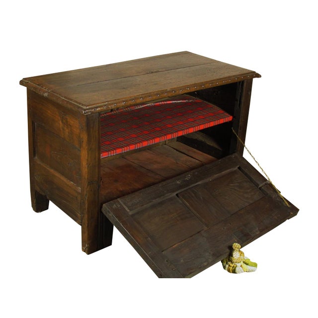 French 17th-C. French Inlaid Coffer For Sale - Image 3 of 10