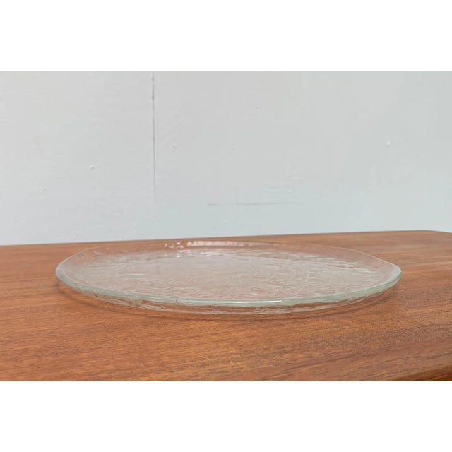Large Mid-Century Finnish Glass Plate from Humppila For Sale - Image 18 of 18