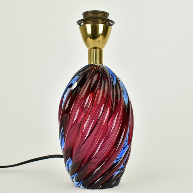 Vintage Mid Century Modern Italian Accent Murano Glass Lamp Cobalt Blue Pink Red Retro Sommerso Seguso For Sale - Image 4 of 8