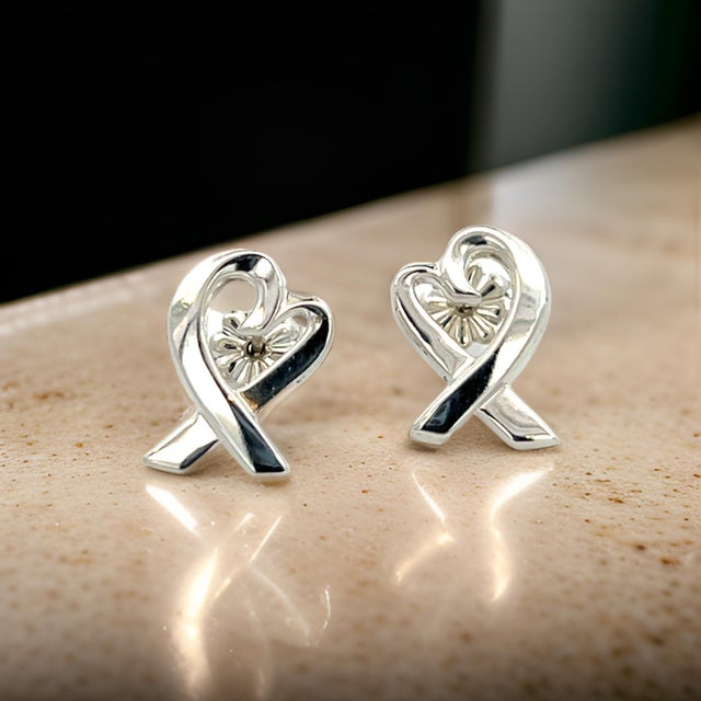Modern Late 20th Century Tiffany & Co Estate Heart Pierced Earrings by Paloma Picasso Sterling Silver, A Pair For Sale - Image 3 of 12