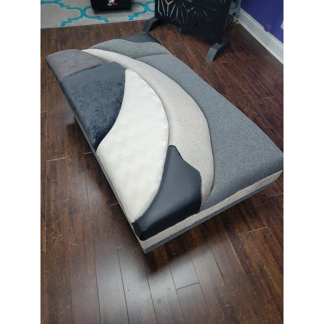 1990s Oversized Ottoman For Sale - Image 9 of 12