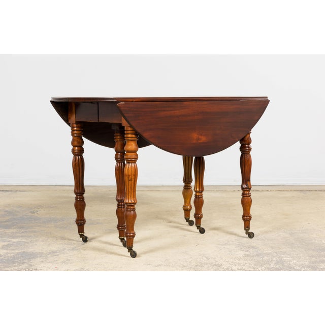 Antique English Victorian Drop-Leaf Dining Table in Mahogany, Late 19th Century For Sale - Image 17 of 18