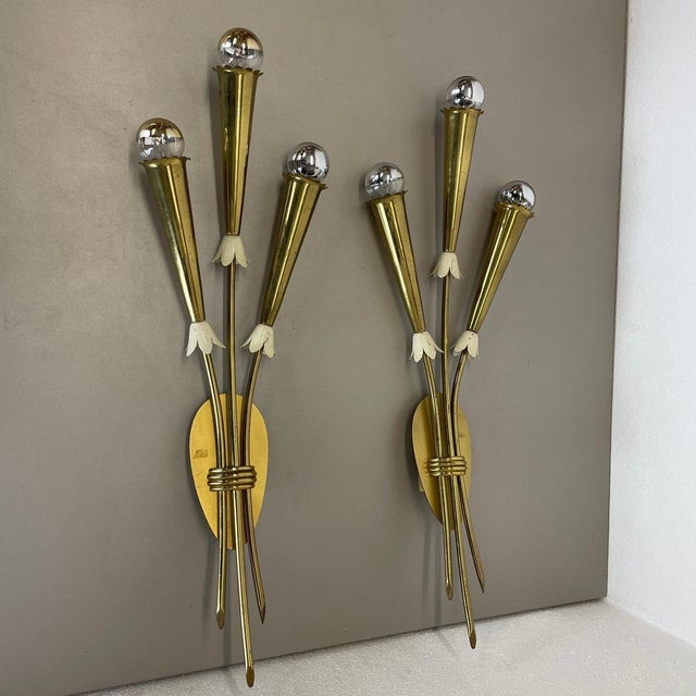 1950s Brass Theatre Wall Light Sconces, Italy, 1950s, Set of 2 For Sale - Image 5 of 18