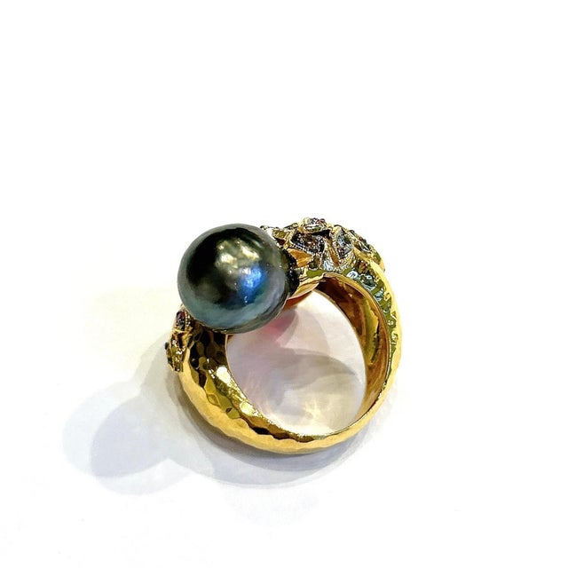 Bochic "Orient" Vintage Black Pearl & Ruby Ring Set In 18K Yellow Gold & Silver For Sale - Image 10 of 18