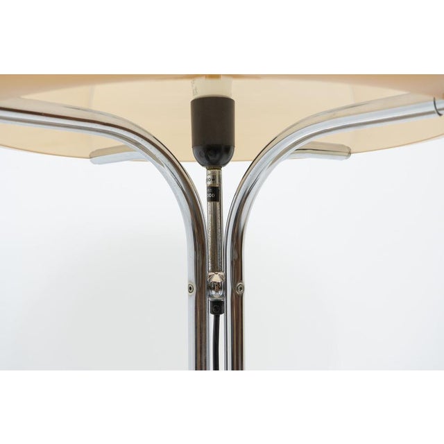 Quadrifoglio Table Lamp from Guzzini, Italy, 1970s For Sale - Image 9 of 15