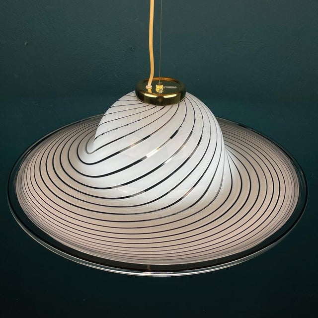 1970s Swirl Murano Glass Pendant Lamp, Italy, 1970s For Sale - Image 5 of 14