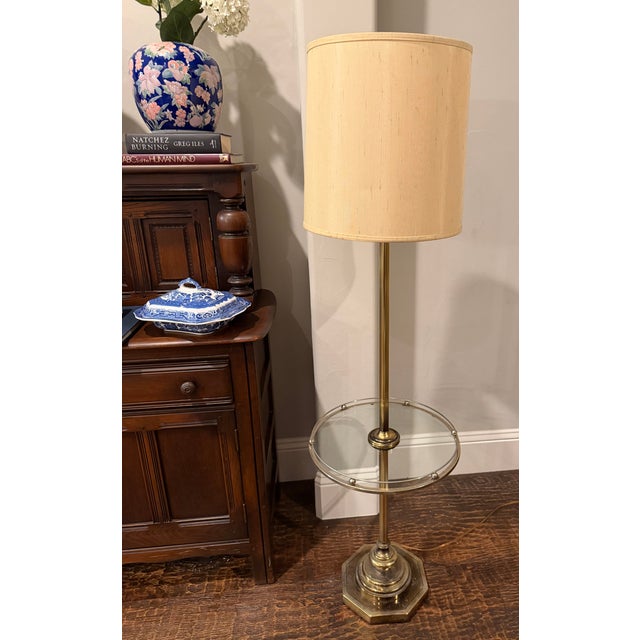 Metal Mid 20th Century Mid-Century Modern Brass and Glass Tray Table Floor Lamp With Original Shade For Sale - Image 7 of 13