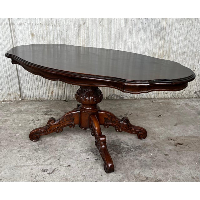 20th Century Spanish Mariano Garcia Carved Pedestal Coffee Table For Sale - Image 10 of 18