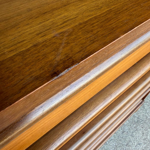 Mid-Century Modern Lane Rhythm Walnut Chest of Drawers Mid Century Modern For Sale - Image 3 of 12