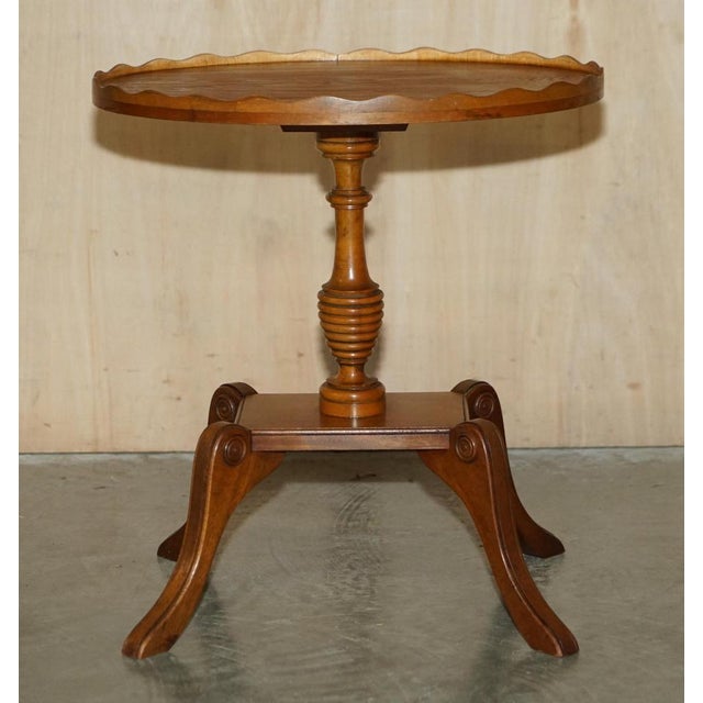 Side Tables in Burr Yew Wood from Beresford & Hicks, Set of 2 For Sale - Image 14 of 18