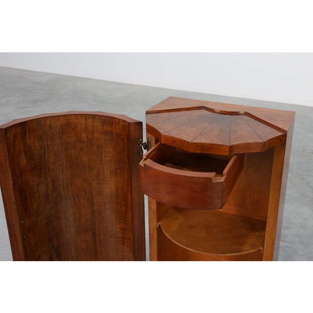 Italian Art Deco Walnut Nightstands, 1920s, Set of 2 For Sale - Image 12 of 18