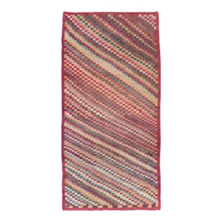 Galerie Shabab Collection Mid-20th Century Handmade Turkish Anatolian Throw Rug For Sale