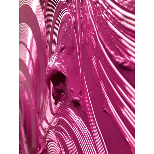 This beautiful contemporary high textured abstract painting is great for a classic and contemporary setting. The variation...