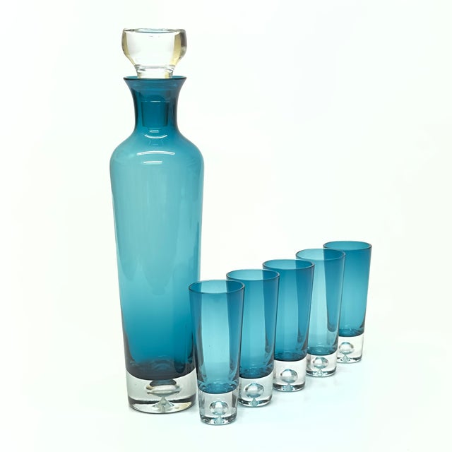 Glass Tall & Teal 1950s Elegant Glass Decanter and Shot Glasses - 6 Pieces For Sale - Image 7 of 10