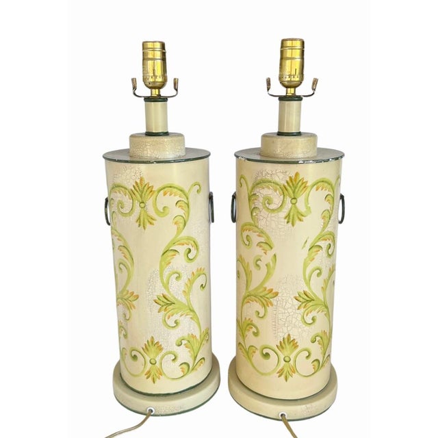 Hollywood Regency Hand-Decorated Italian Tôle Peinte Neoclassical Cylinder Table Lamps, a Pair For Sale In Miami - Image 6 of 12