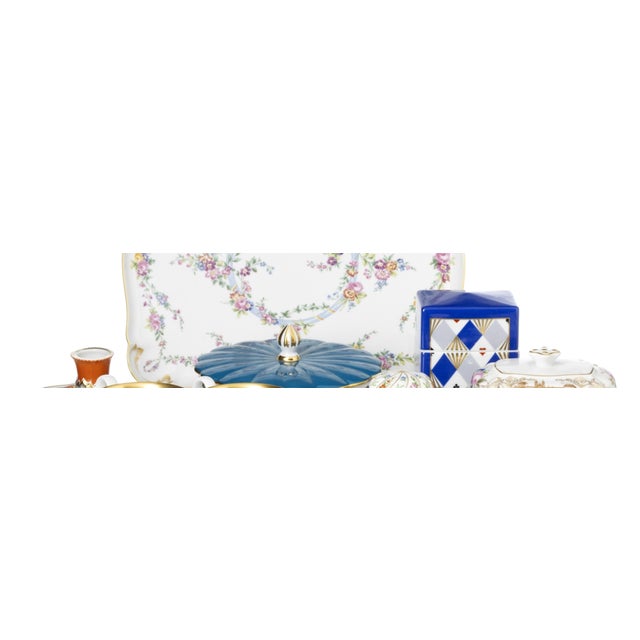 Ceramic Porcelain Vista Alegre Collectors Club Dinnerware Set, Set of 7 For Sale - Image 7 of 8