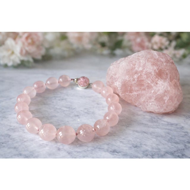 Natural Madagascar Ice Rose Quartz 22.5 Round Beads Necklace For Sale In Cleveland - Image 6 of 7