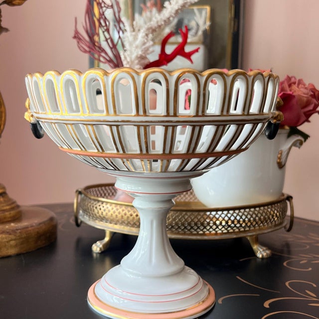 Antique Old Paris porcelain reticulated compote with gold bow and black ring detail // French porcelain // gilt accents // tazza // elegant For Sale - Image 12 of 12