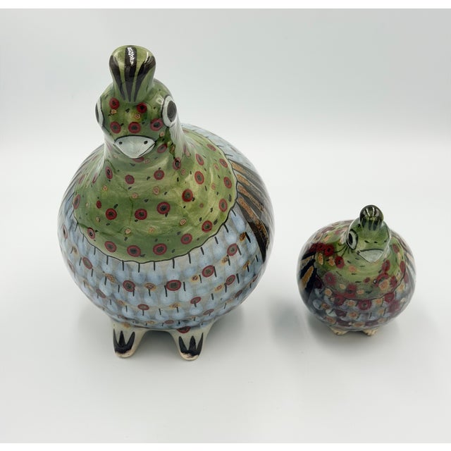 Folk-Art Ken Edwards Tonala Pottery Hand Painted Palomar Quail Mama & Baby Bird For Sale In Palm Springs - Image 6 of 9