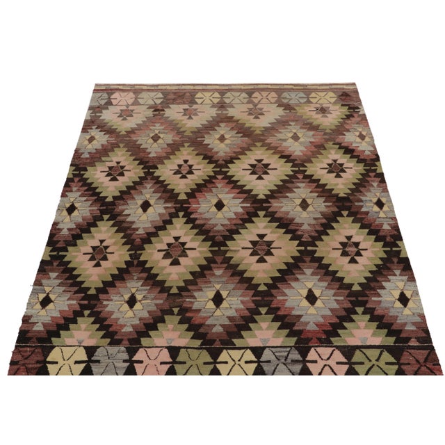 Tribal 1950s Vintage Tribal Kilim Rug in Light Washed Bordeaux, Green Geometric Pattern For Sale - Image 3 of 7
