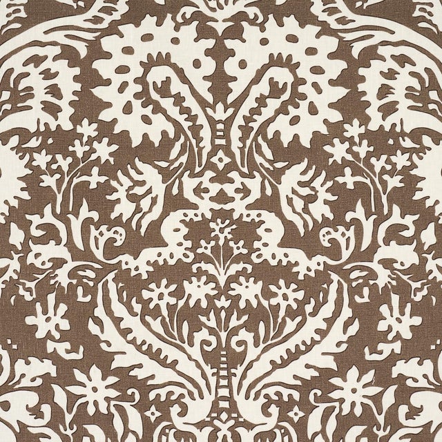 Contemporary SAMPLE - Schumacher x Veere Greeney Suffolk Damask Fabric In Brown For Sale - Image 3 of 5