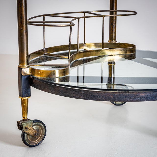 Mid 20th Century Brass and Glass Bar Cart, Italy, Mid-20th Century For Sale - Image 5 of 18