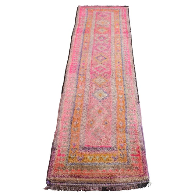 1930s Hand-Knotted Turkish Kurdish Rug Pink Runner. High Pile Tribal Short Runner 2′8″ × 10′2″ For Sale - Image 5 of 12