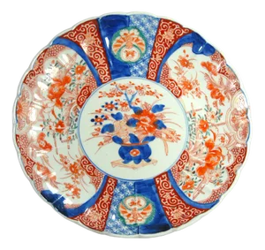 Big Imari Handpainted Japan Dish, 1890s