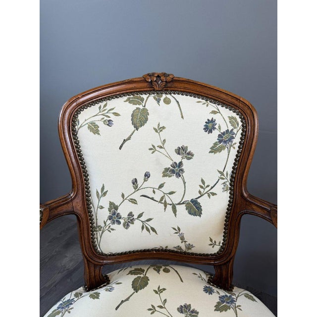 Beige Set of 19th Century Louis XV Armchairs and Ottomans, 1890s, Set of 4 For Sale - Image 8 of 13