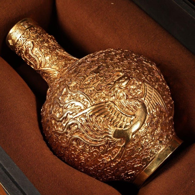 Vintage Chinese Gilt Bronze High Relief Phoenix Vase With Painted Dragon Box - 1700g For Sale In Los Angeles - Image 6 of 9