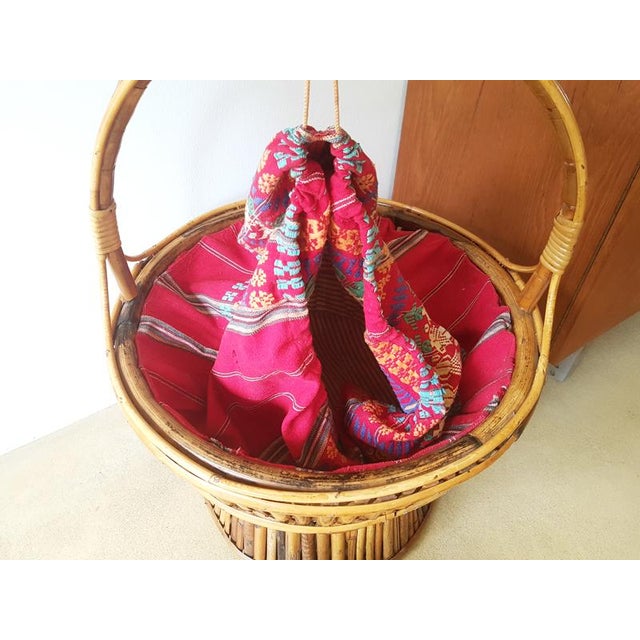 1960s Mid-Century Italian Work Knitting Basket in Rattan and Rush, 1960s For Sale - Image 5 of 10