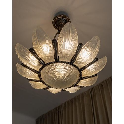 Brown Art Deco Bronze and Glass Chandelier by Georges Leleu, France, 1930s For Sale - Image 8 of 18