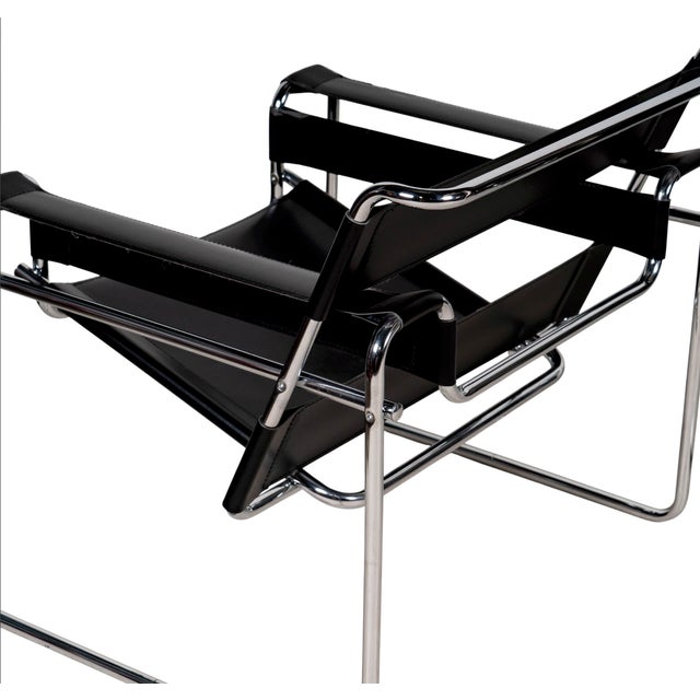 Late 20th Century Pair of Wassily Chairs After Marcel Breuer for Euro Style, Italy – Chrome & Black Leather Bauhaus Modern For Sale - Image 9 of 15
