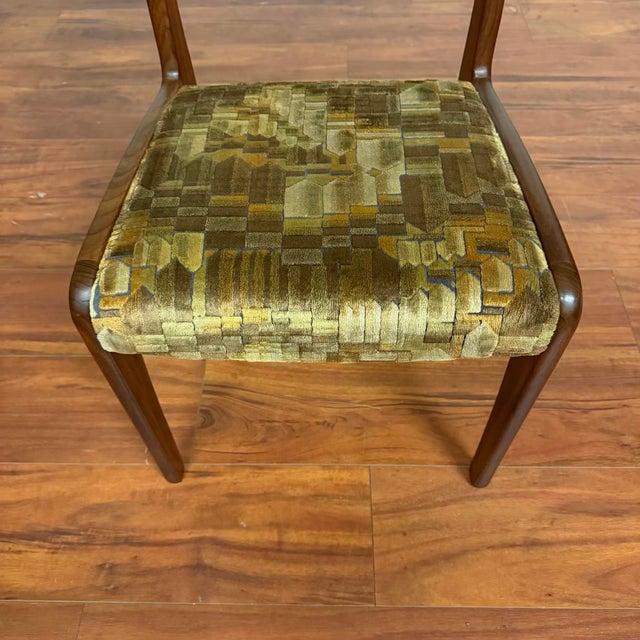 G-Plan Vintage Ladderback Dining Chairs Set of 4 For Sale In Seattle - Image 6 of 12