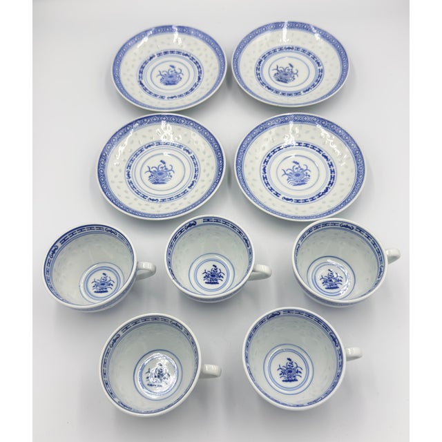 1970s Jingdezhen Rice Eye Grain Cups & Saucers Blue & White Porcelain 9pc Set For Sale - Image 9 of 10