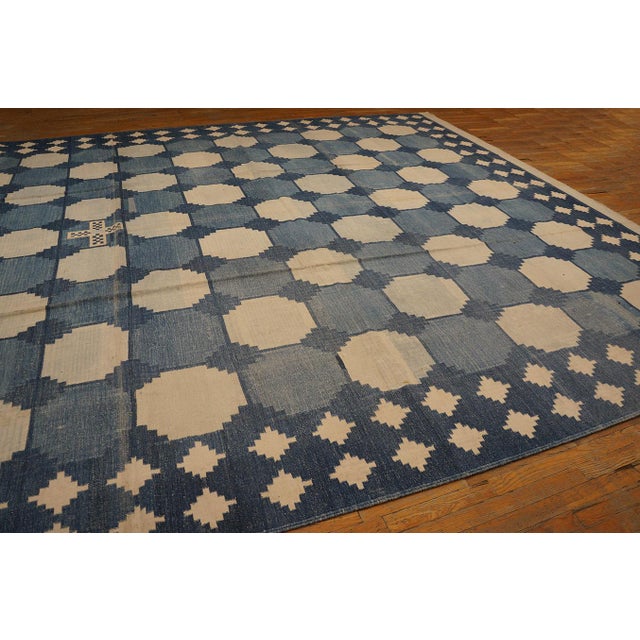 1930s Blue White Octagonal Antique Indian Cotton Dhurrie Rug 12'3" X 19' Flat Weave Cotton Carpet For Sale - Image 9 of 17