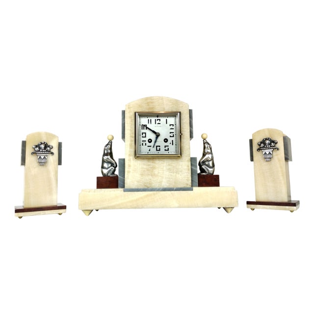French Art Deco Marble & Onyx Mantel Clock, 1930s, Set of 3 For Sale