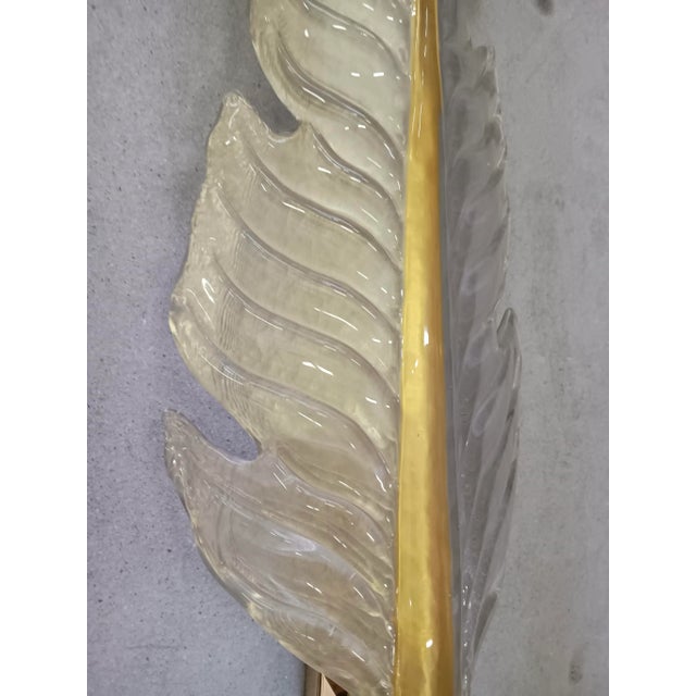 Gold Murano White and Gold Glass and Brass Wall Light, 1980 For Sale - Image 8 of 10