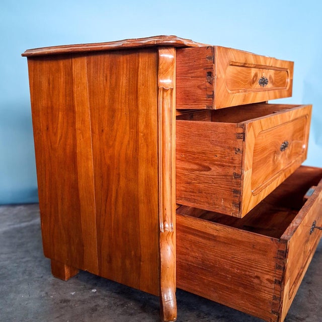 Antique Biedermeier Cherrywood Chest of Drawers France, 1830s For Sale - Image 16 of 18